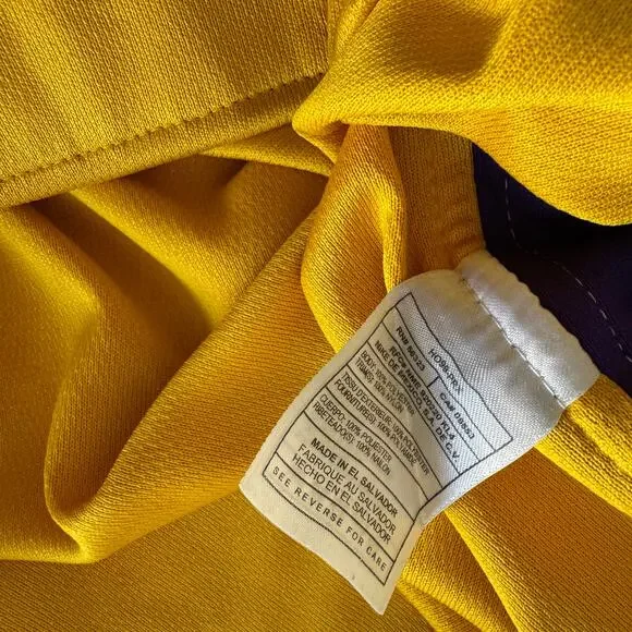 Vintage Authentic Kobe Bryant Nike 2002 NBA Los Angeles Lakers Jersey 52 Gold